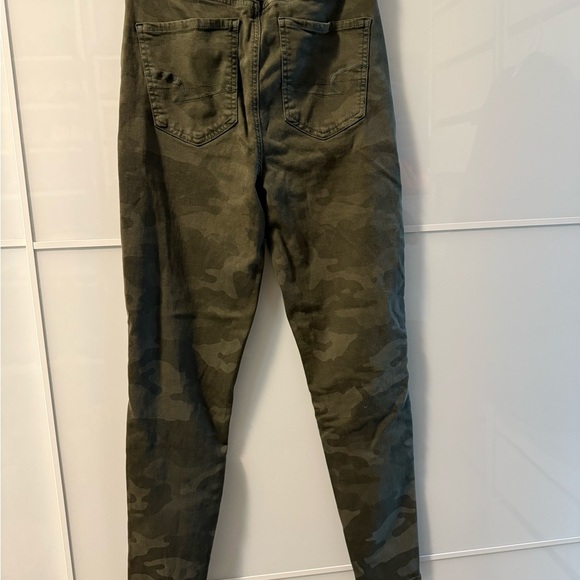 American Eagle Outfitters Camo Jeans - Picture 5 of 6